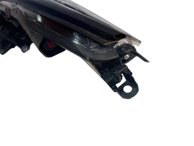 bontott TOYOTA C-HR Jobb Ledes Fényszóró