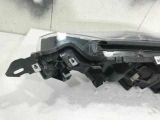 bontott TOYOTA C-HR Jobb Ledes Fényszóró