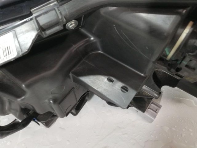 bontott TOYOTA C-HR Jobb Ledes Fényszóró