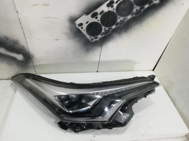 bontott TOYOTA C-HR Jobb Ledes Fényszóró