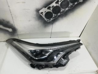 bontott TOYOTA C-HR Jobb Ledes Fényszóró