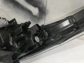 bontott TOYOTA C-HR Jobb Ledes Fényszóró