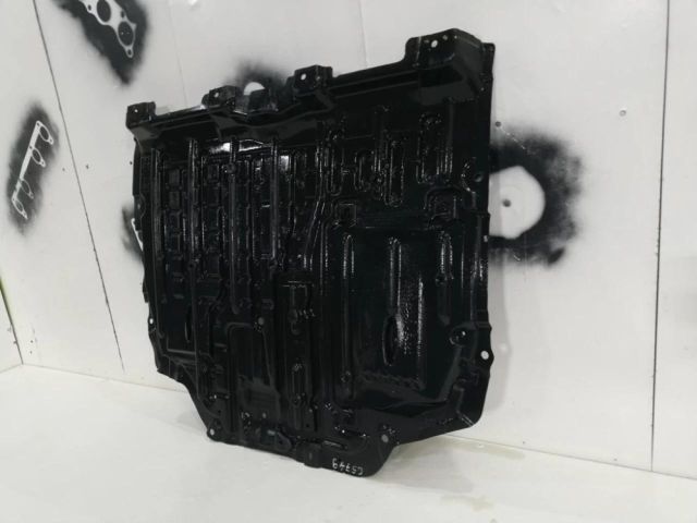 bontott TOYOTA C-HR Kartervédő