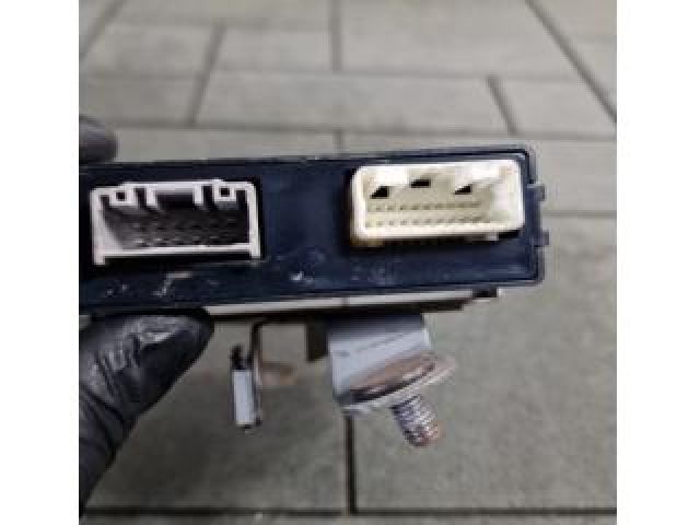 bontott TOYOTA C-HR Kézifék Elektronika