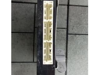 bontott TOYOTA C-HR Kulcs Nélküli Nyitás Jeladó