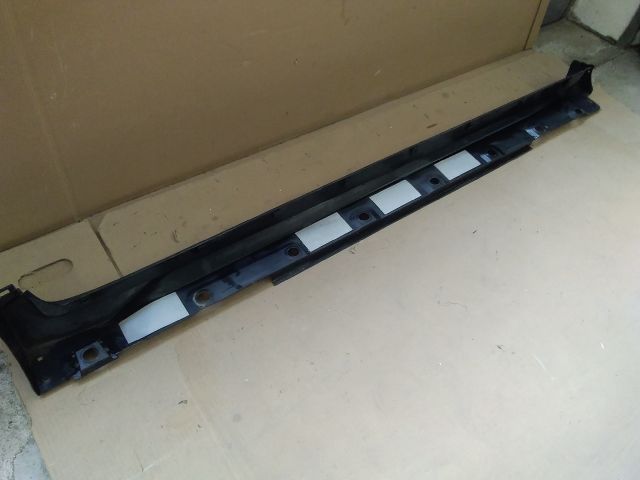 bontott TOYOTA C-HR Küszöb Burkolat