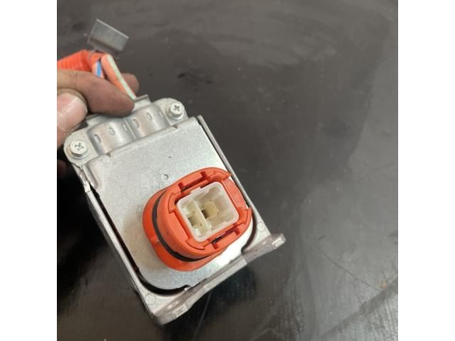 bontott TOYOTA CAMRY Akkumulátor Saru