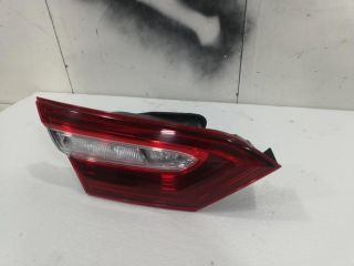 bontott TOYOTA CAMRY Bal Belső Hátsó Lámpa