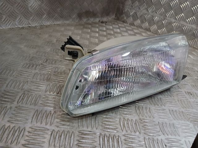 bontott TOYOTA CAMRY Bal Fényszóró