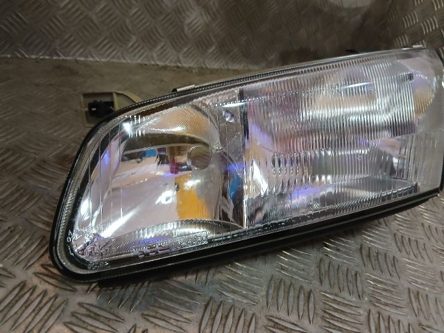 bontott TOYOTA CAMRY Bal Fényszóró