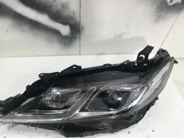 bontott TOYOTA CAMRY Bal Ledes Fényszóró