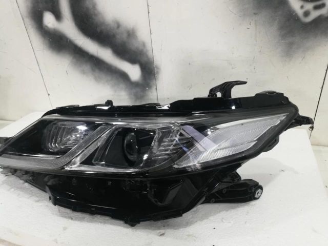 bontott TOYOTA CAMRY Bal Ledes Fényszóró