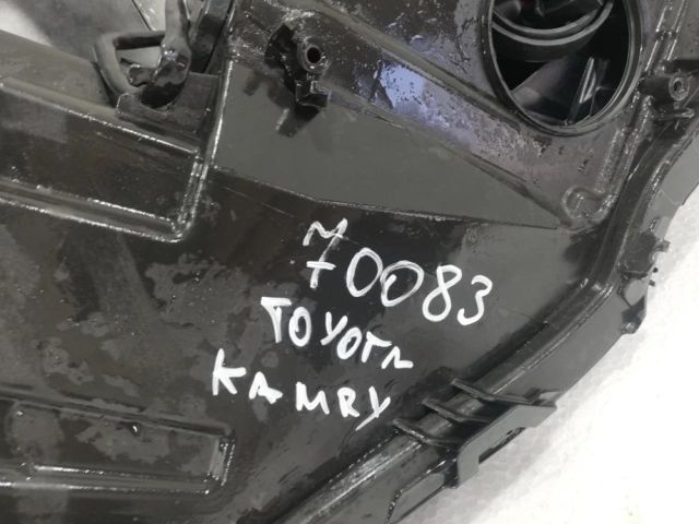 bontott TOYOTA CAMRY Bal Ledes Fényszóró