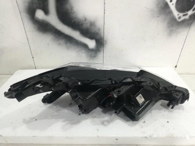 bontott TOYOTA CAMRY Bal Ledes Fényszóró