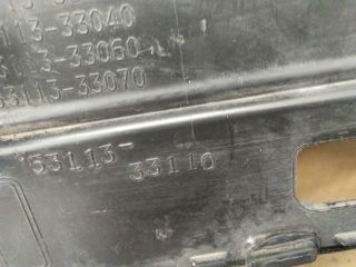 bontott TOYOTA CAMRY Első Lökhárító Alsó Középső Díszrács