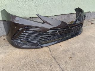 bontott TOYOTA CAMRY Első Lökhárító (Részeivel)