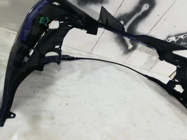 bontott TOYOTA CAMRY Első Lökhárító (Üresen)