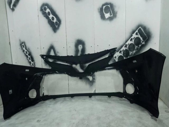 bontott TOYOTA CAMRY Első Lökhárító (Üresen)