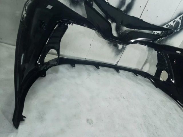 bontott TOYOTA CAMRY Első Lökhárító (Üresen)