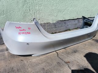 bontott TOYOTA CAMRY Hátsó Lökhárító (Részeivel)