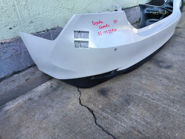 bontott TOYOTA CAMRY Hátsó Lökhárító (Üresen)