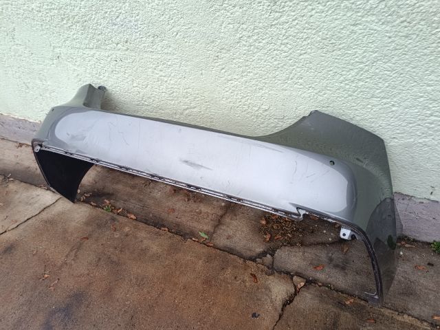 bontott TOYOTA CAMRY Hátsó Lökhárító (Üresen)