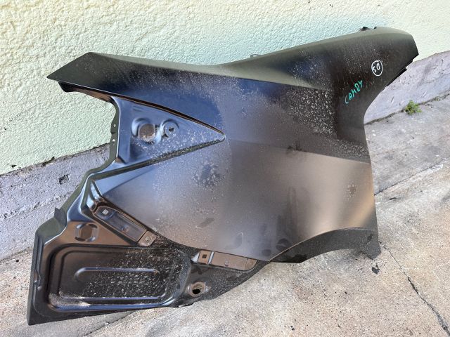 bontott TOYOTA CAMRY Jobb hátsó Sárvédő