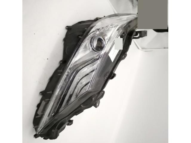 bontott TOYOTA CAMRY Jobb Ledes Fényszóró