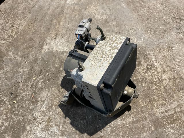 bontott TOYOTA CARINA ABS Kocka