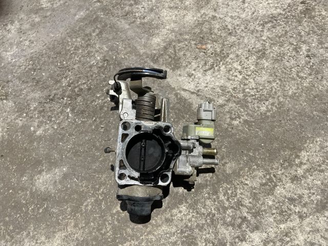 bontott TOYOTA CARINA Fojtószelep (Mechanikus)