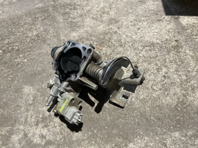 bontott TOYOTA CARINA Fojtószelep (Mechanikus)