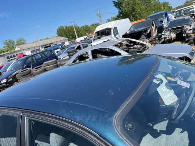 bontott TOYOTA CARINA Bal első Féknyereg Munkahengerrel