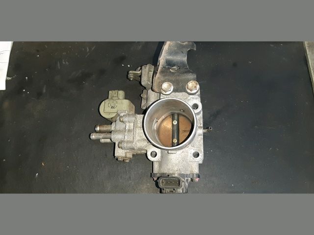 bontott TOYOTA CARINA Fojtószelep (Mechanikus)