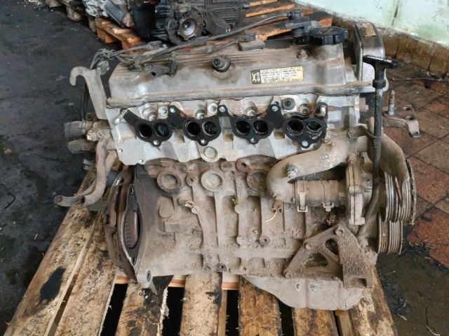 bontott TOYOTA CARINA Hengerfej