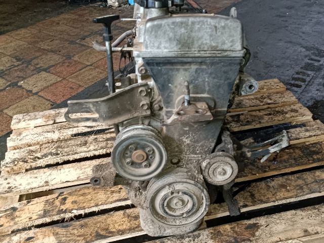 bontott TOYOTA CARINA Motor (Fűzött blokk hengerfejjel)