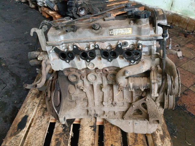 bontott TOYOTA CARINA Motorblokk (Fűzött)