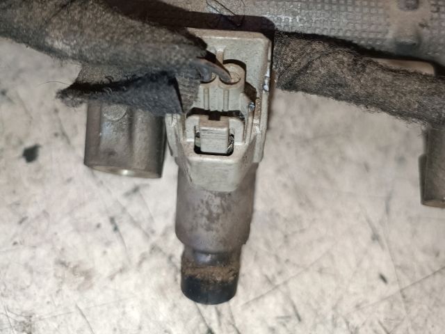 bontott TOYOTA CARINA Porlasztó (1 db)