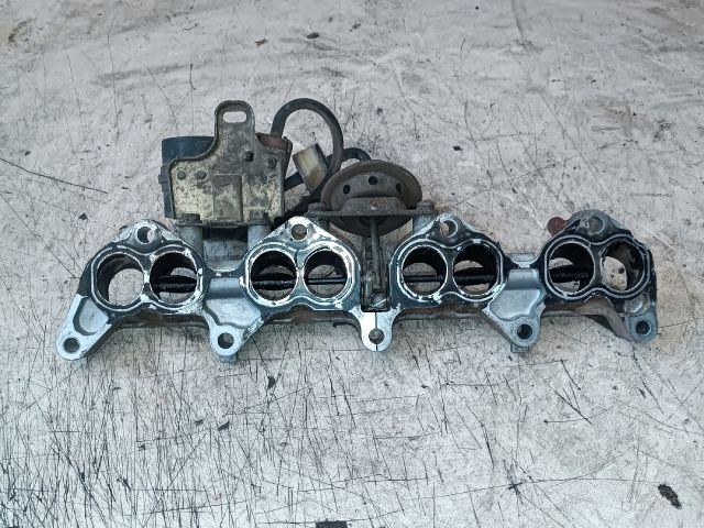 bontott TOYOTA CARINA Szívósor Állító Vákuumszelep