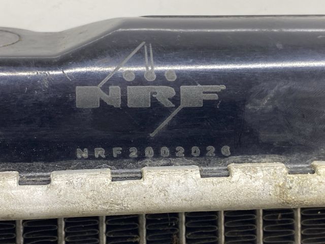 bontott TOYOTA CARINA Vízhűtő Radiátor (Nem klímás)