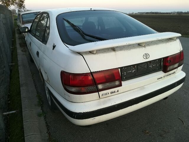 bontott TOYOTA CARINA Bal első Féknyereg Munkahengerrel