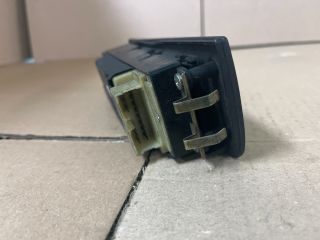 bontott TOYOTA CARINA Ablakemelő Kapcsoló Négyes / Kettes