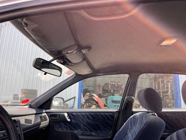 bontott TOYOTA CARINA Bal első Ajtó Kárpit