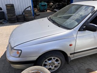 bontott TOYOTA CARINA Bal első Zsanér