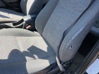 bontott TOYOTA CARINA Bal hátsó Ajtózár