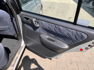 bontott TOYOTA CARINA Bal Napellenző