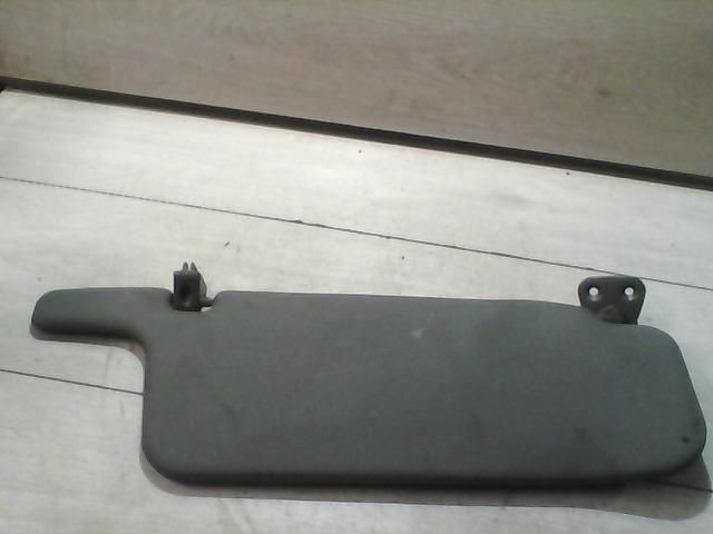 bontott TOYOTA CARINA Bal Napellenző