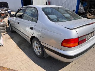 bontott TOYOTA CARINA Csomagtérajtó (Részeivel)