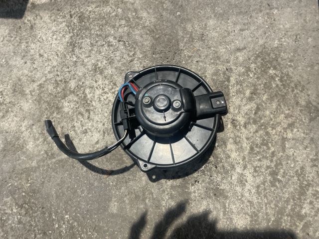 bontott TOYOTA CARINA Fűtőmotor (Klímás)