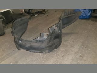 bontott TOYOTA CARINA Jobb első Első Dobbetét (Kerékjárati, Műanyag)