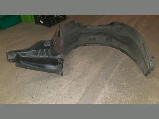 bontott TOYOTA CARINA Jobb első Első Dobbetét (Kerékjárati, Műanyag)